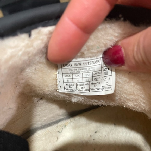 Ugg boots - Picture 4 of 6